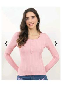 buttoned fitted top