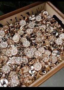 Sparkling Embellishment Buttons - Pack