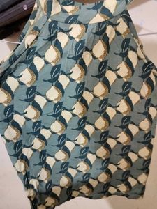 Patterned Sleeveless Top