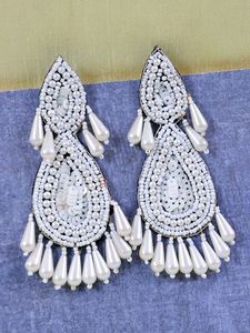 Boho Pearl Bead Embellished earring.