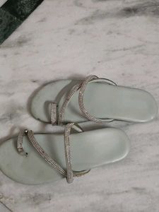 Embroidered Gold Heeled Sandals, zarkan flats