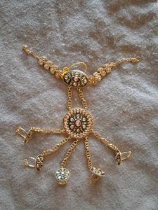 Elegant Hand Harness with Rings
