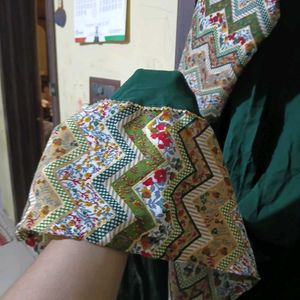 Green Kurta with Printed Sleeves