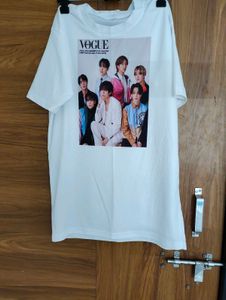 White Vogue Graphic Print T-Shirt