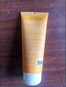 DOT &amp; KEY Vitamin C+E Face Wash