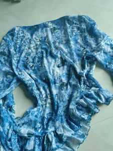 Blue Floral Print Boho Top y2k.