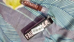 Huda Beauty faux filler lip gloss