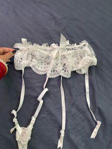 korean garter belt one stockinv style