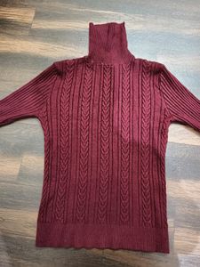 Meroon Turtle Neck