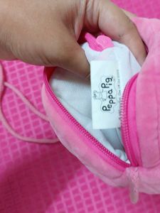 Hamleys Cute Peppa Pig Pink Shoulder Bag