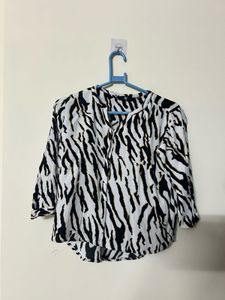 Stylish Zebra Print Button-Up Shirt