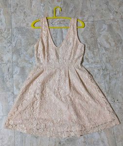 Forever 21 Elegant Lace V-Neck Dress