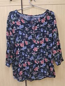 🌸Floral Print Lace-Up Top