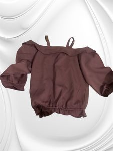 Chic Off-Shoulder Ruffle top