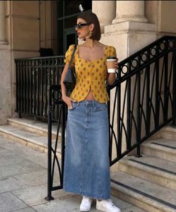 Corset style yellow Floral Button-Up Crop Top
