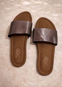 Casual Everyday Slippers