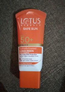 Lotus Herbals Safe Sun SPF 50+