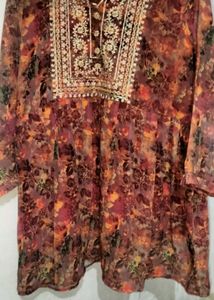 Embroidered Floral Kurta