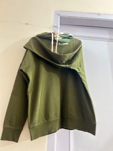 Highneck Sweatshirt