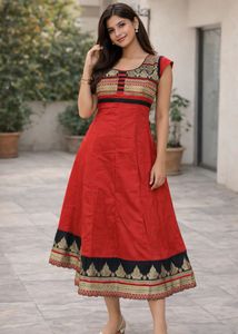Elegant Red Embroidered Kurta
