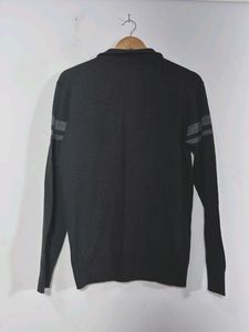 [Black Sweater (men’s )] Chest 40 | Length 27 No flaws and its an amazing piece!