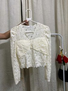 Elegant Lace Puff Sleeve Top
