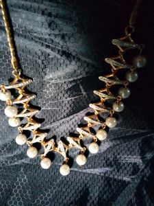 Elegant Pearl &amp; Gold plated necklace Set