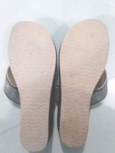 Black Golden High Sole Heel Sandle