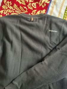 Men's Black Pullover Sweatshirt