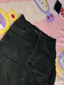black skinny jeans