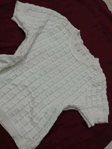 Chic White Knit Top