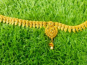Golden Kamarbandh With Adjustable Chain