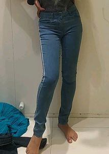 Pantaloons Denim For Girls
