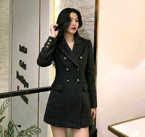 Chic Double-Breasted Blazer Dress