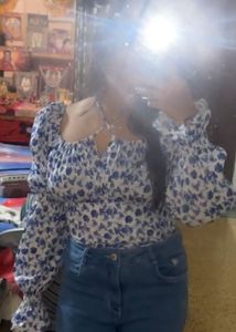 Blue Floral Off-Shoulder Puff Sleeve Crop Top