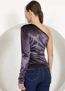One - Shoulder Full Sleeve Side Ruched Fitted Top