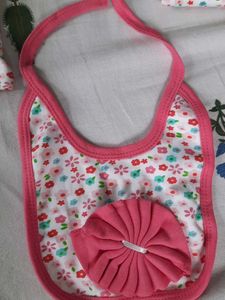 Free Delivery!! Babyhug Floral Print Clothing Set