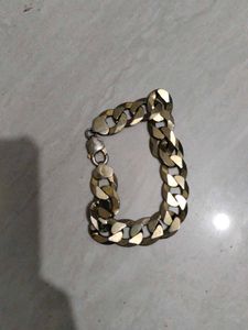 Chunky Gold Tone Chain Bracelet