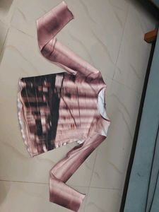 Unique Graphic Print Long Sleeve Top