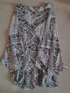 Ladies Tops Bust 30,32,34,36