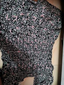 Chic Floral Print Top