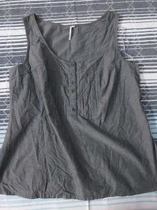 Sleeveless Grey Top