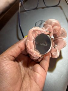 ZUDIO Floral Wristwatch with Scrunchie Band