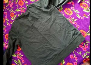 Women's Graphic Print Sweatshirt