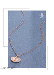 Pearl Shell Pendant Necklace