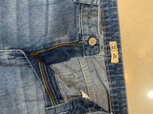 PRICE DROP‼️ DNMX Ripped Denim - 32
