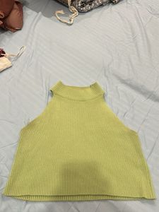 Ribbed Turtleneck Sleeveless Top