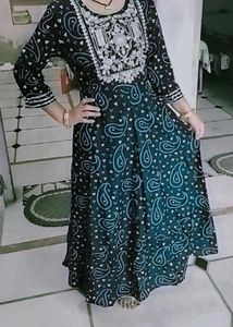 Elegant Navy Bandhni print Kurta with embroidery