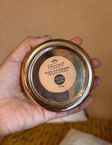 Elegant Compact Powder Case