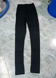 Black Color Leggings Pant